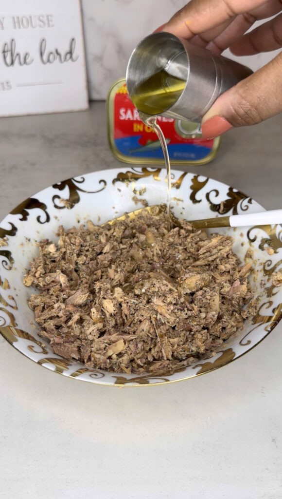 How to Make Sardines and Crackers Jamaican Style Jerk Tavern